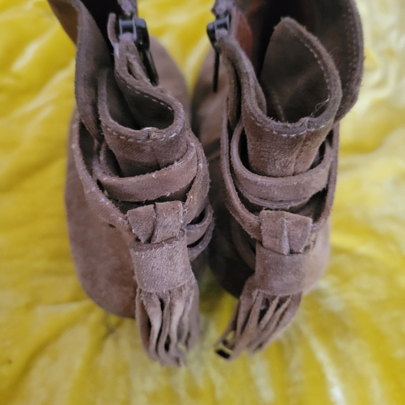 Frye CeCe tassel bootie size 7.5 - Picture 2 of 8